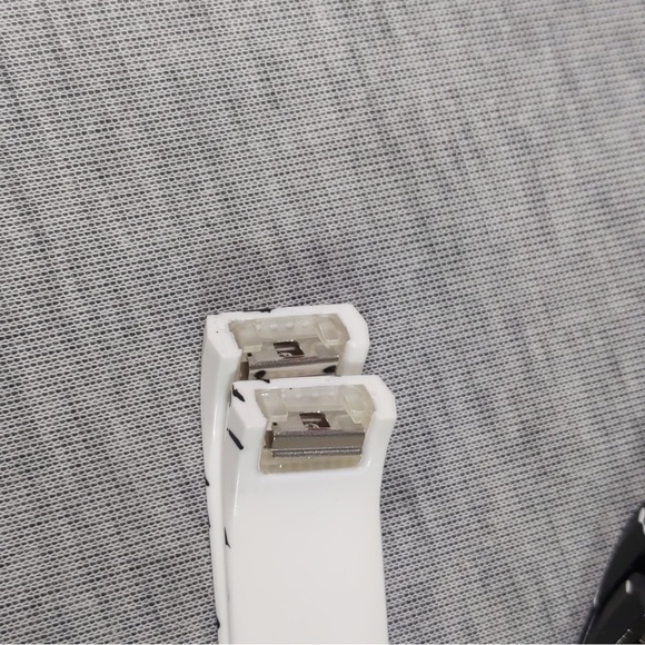 👯♀️Host Pick⚡️(FREE w/ $20 purchase) 3 pcs TPU bands for Fitbit Charge 2 - Picture 5 of 9